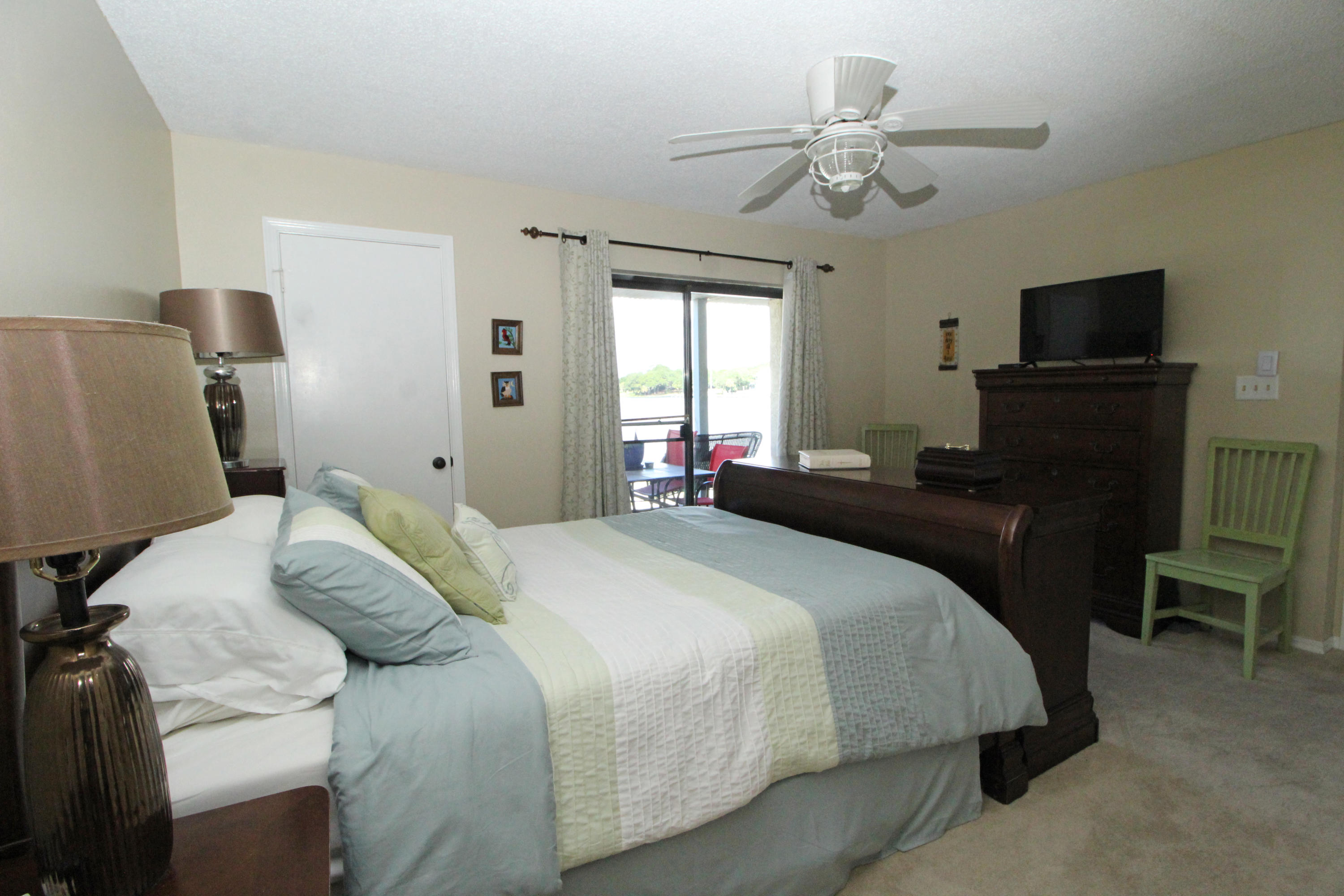 COMMODORES LANDING - Residential