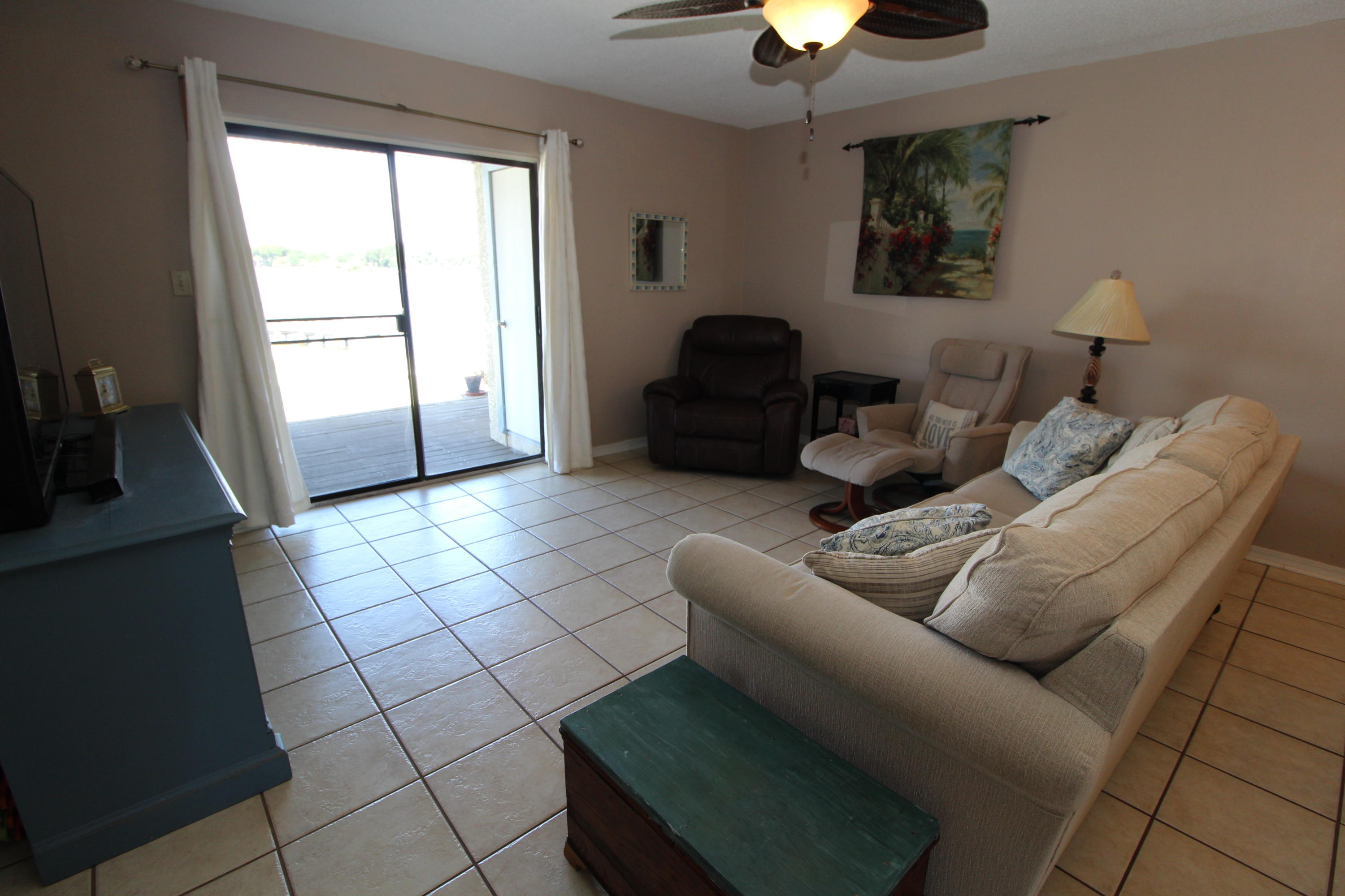 COMMODORES LANDING - Residential