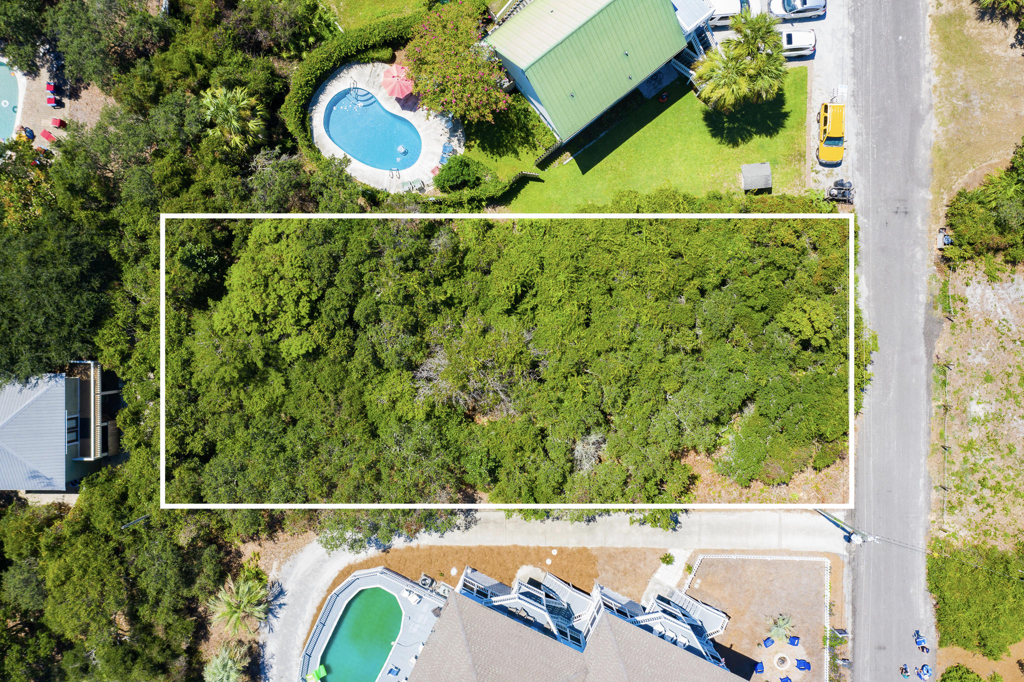 BLUE MOUNTAIN BEACH - Land