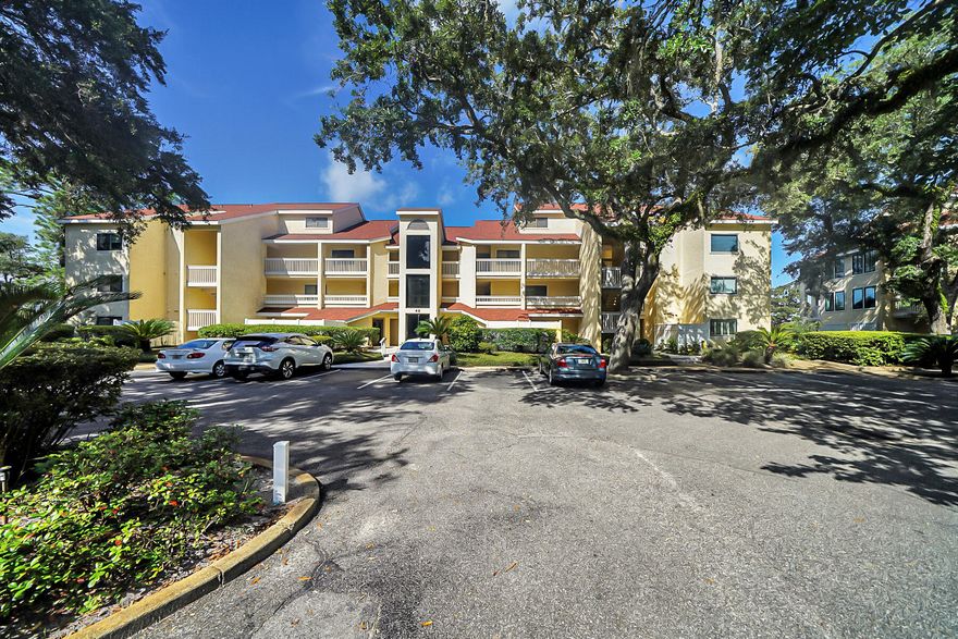 EXTRAORDINARY sunset bay views from this top floor unit in Bay Villas Condos at Bluewater Bay! This 3rd floor studio has a wonderful floor plan that optimizes every inch of space for function and comfortable living.  This is your opportunity to buy a turn-key, great condition, double vanity in the bathroom, and fully furnished...investment property. Walk down to Schooners restaurant and the marina...to go fishing or paddle boarding! Also close to the golf club and tennis courts, and walk or jog on the many nature paths. Condo association takes care of exterior building insurance, grounds, water and pest control. Roof on bldg #48 was replaced in 2018, HVAC (2016), WH (2015), kitchen refresh (2015) and new washer/dryer (2021). Best buy on the Bay.