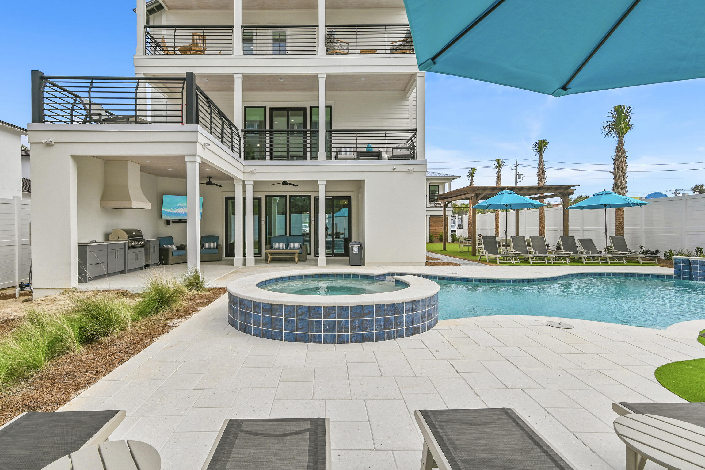 MIRAMAR BEACH - Residential