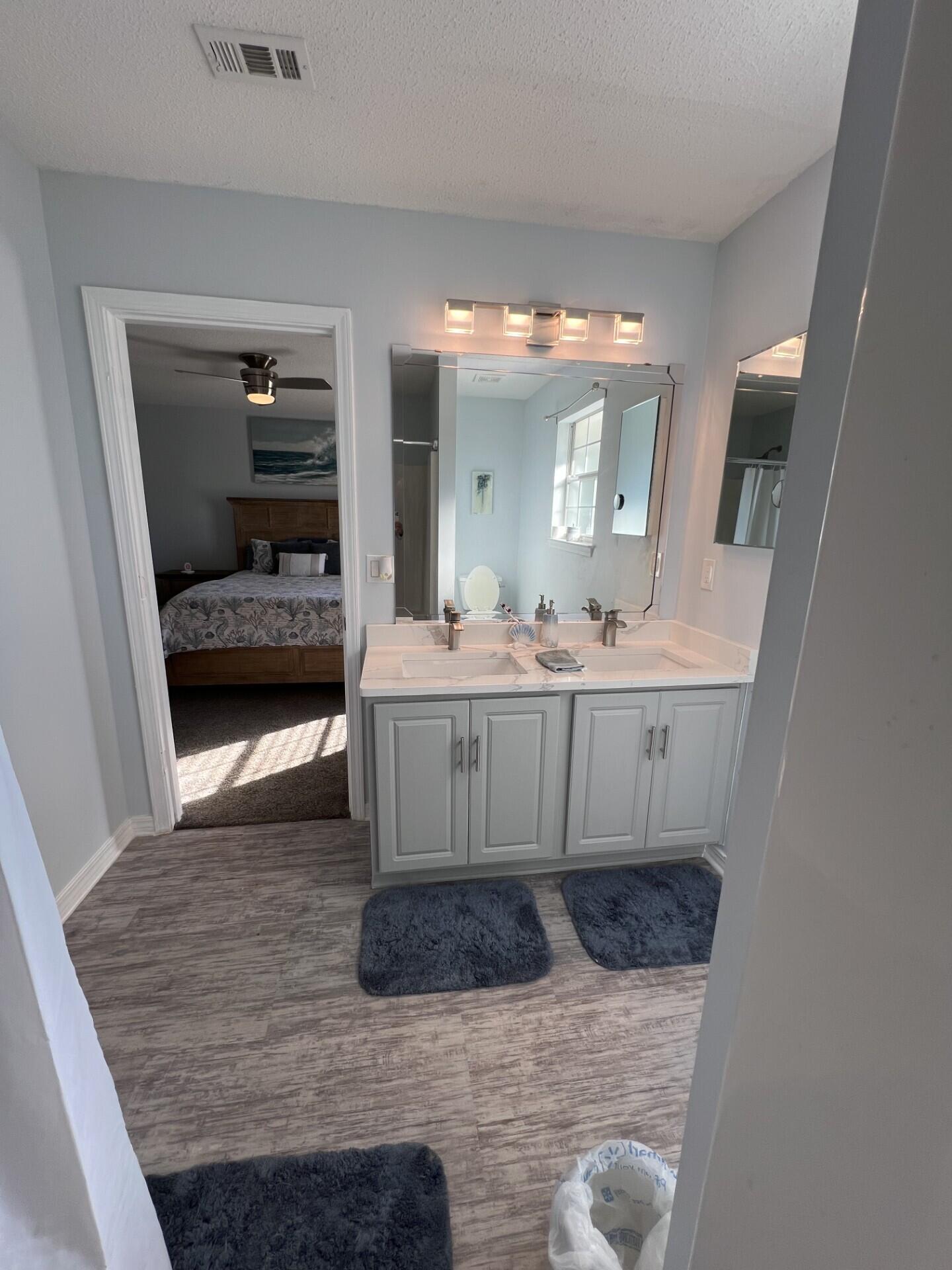 TWIN LAKES ESTATES - Residential