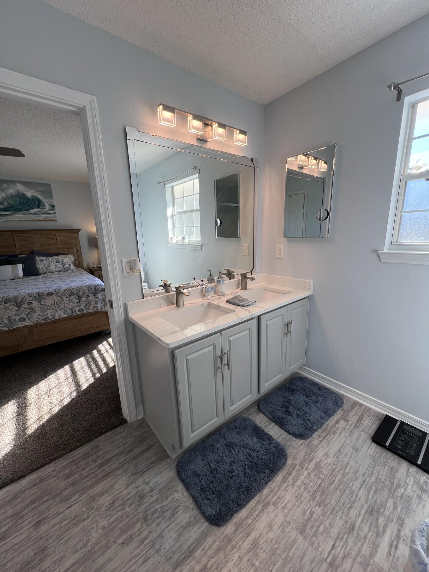 TWIN LAKES ESTATES - Residential