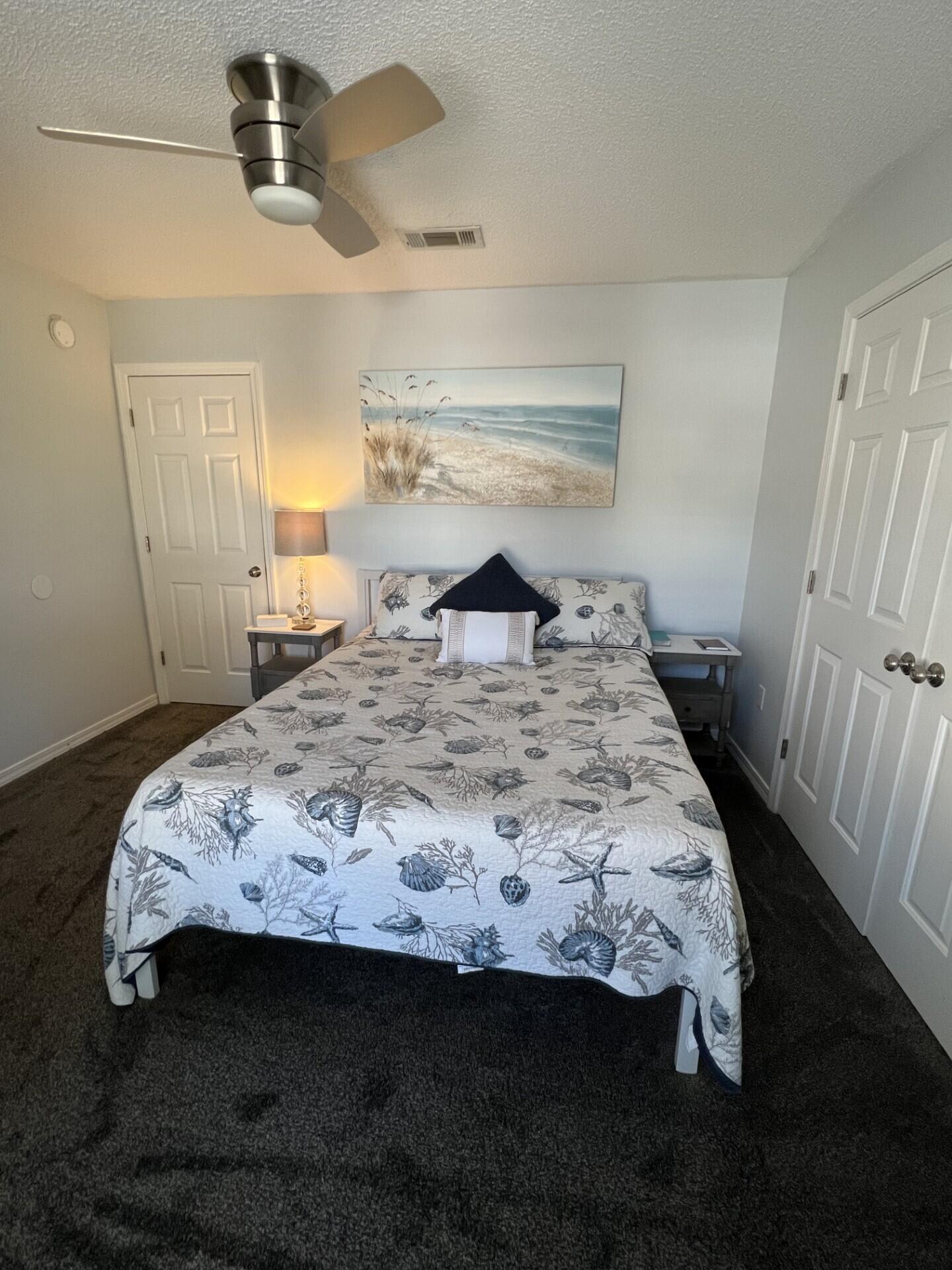 TWIN LAKES ESTATES - Residential