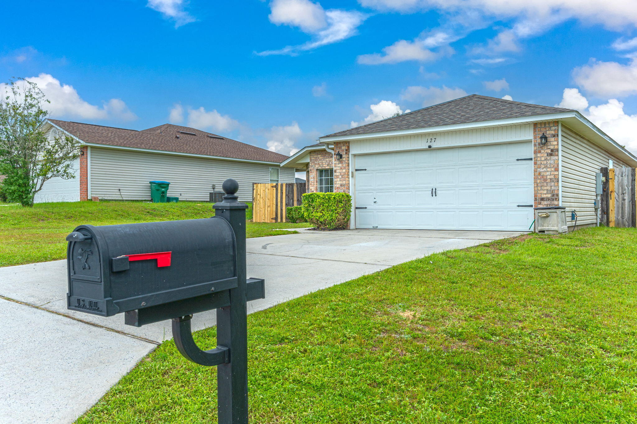 REDSTONE ESTATES - Residential