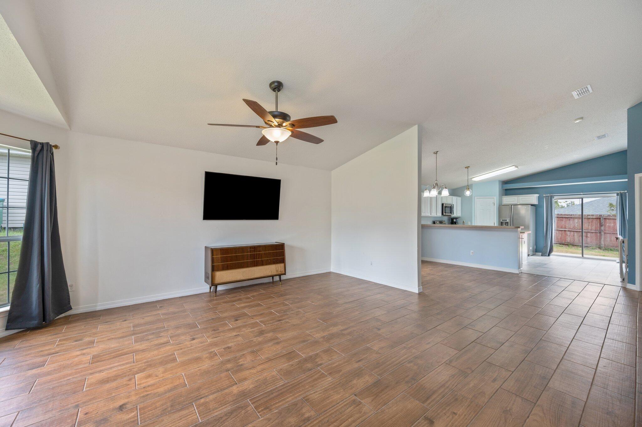 REDSTONE ESTATES - Residential