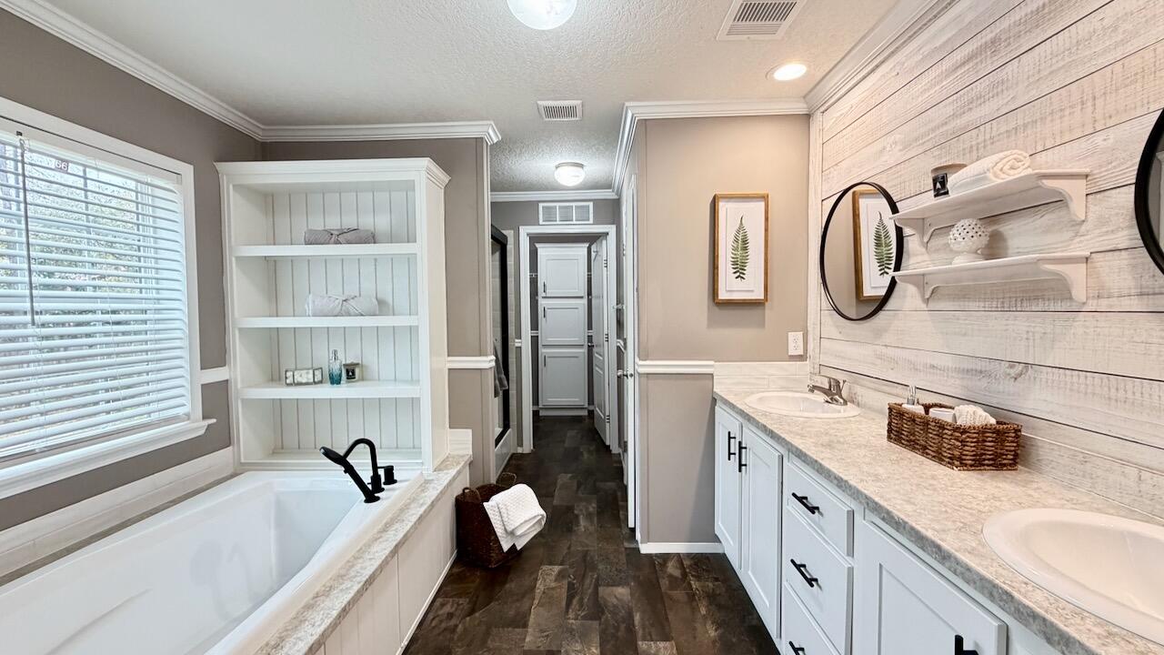 Bayside Hts Ranchettes - Residential