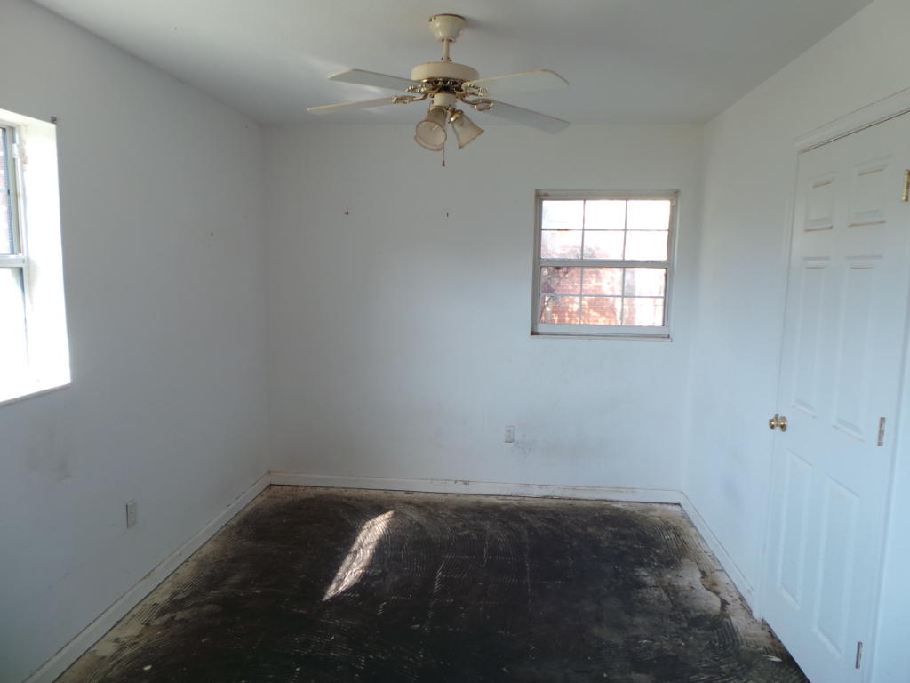 SANTA ROSA SHORES - Residential