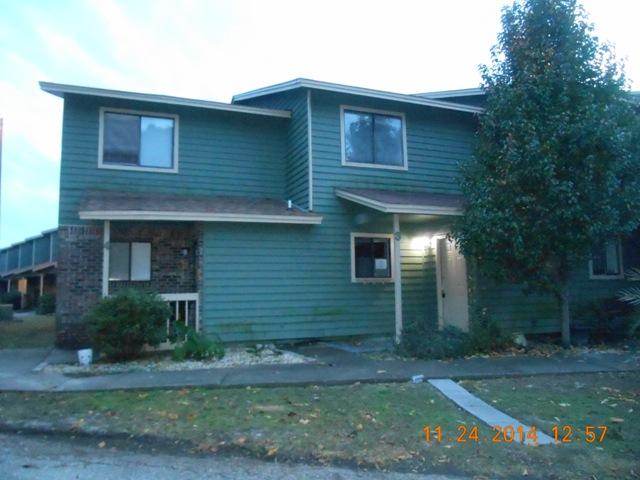 BIENVILLE SQUARE T/H - Residential