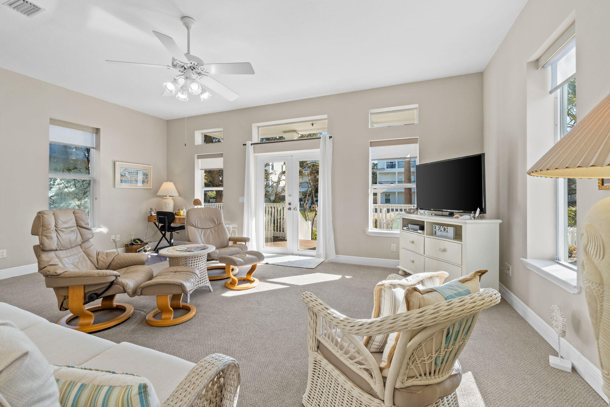 CRYSTAL BEACH - Residential