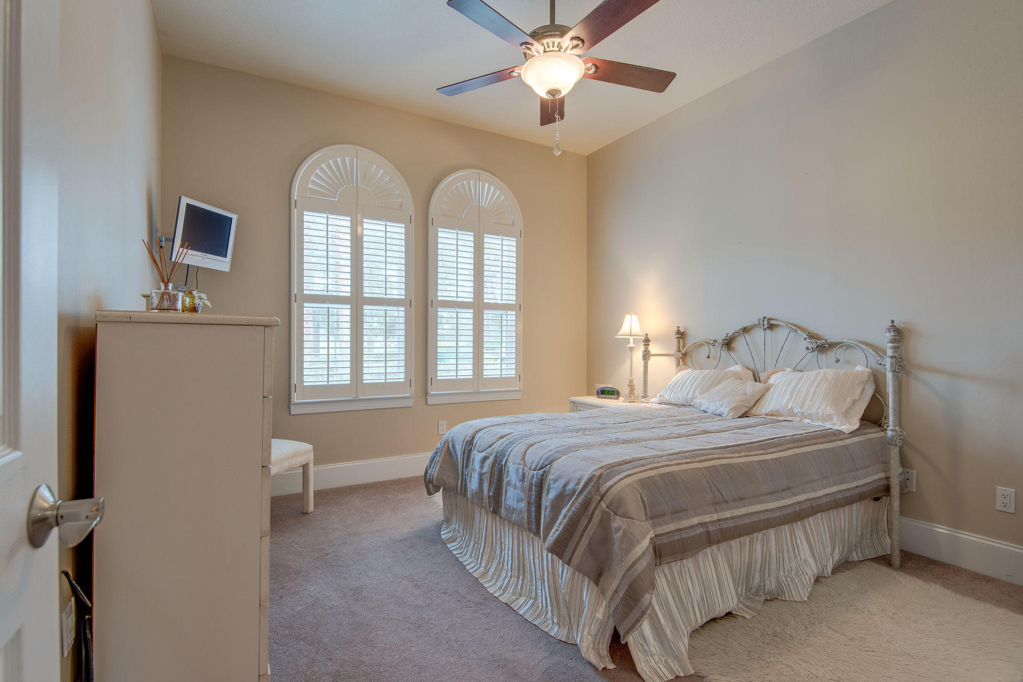 EMERALD BAY PHASE 1-B - Residential