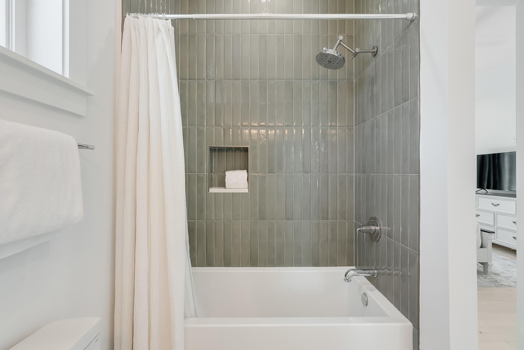 EASTERN LAKE S/D - Residential