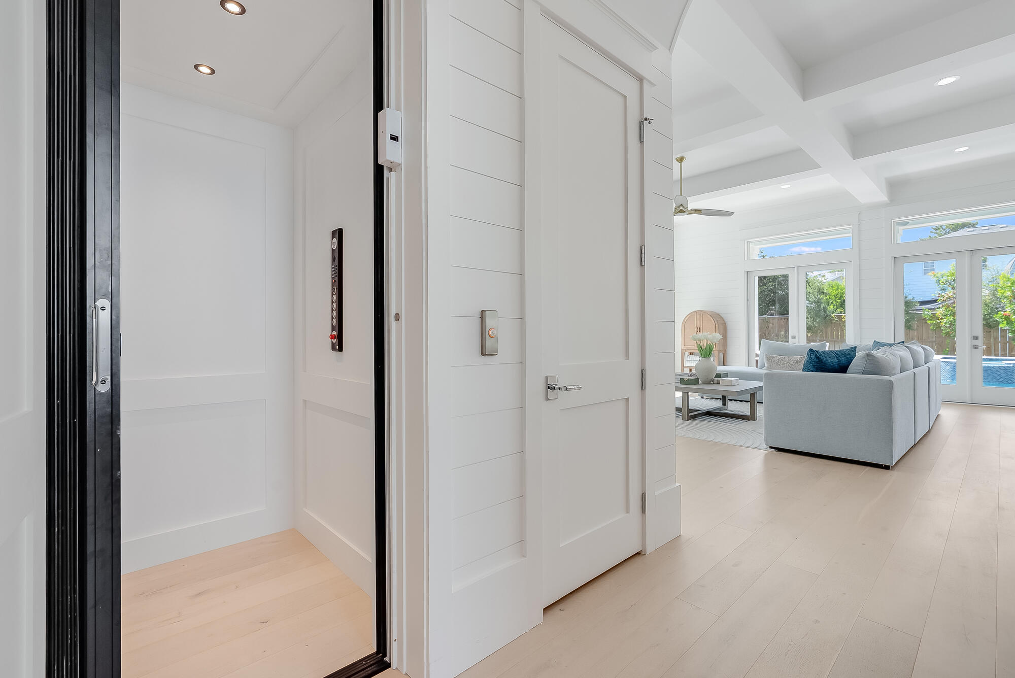 EASTERN LAKE S/D - Residential