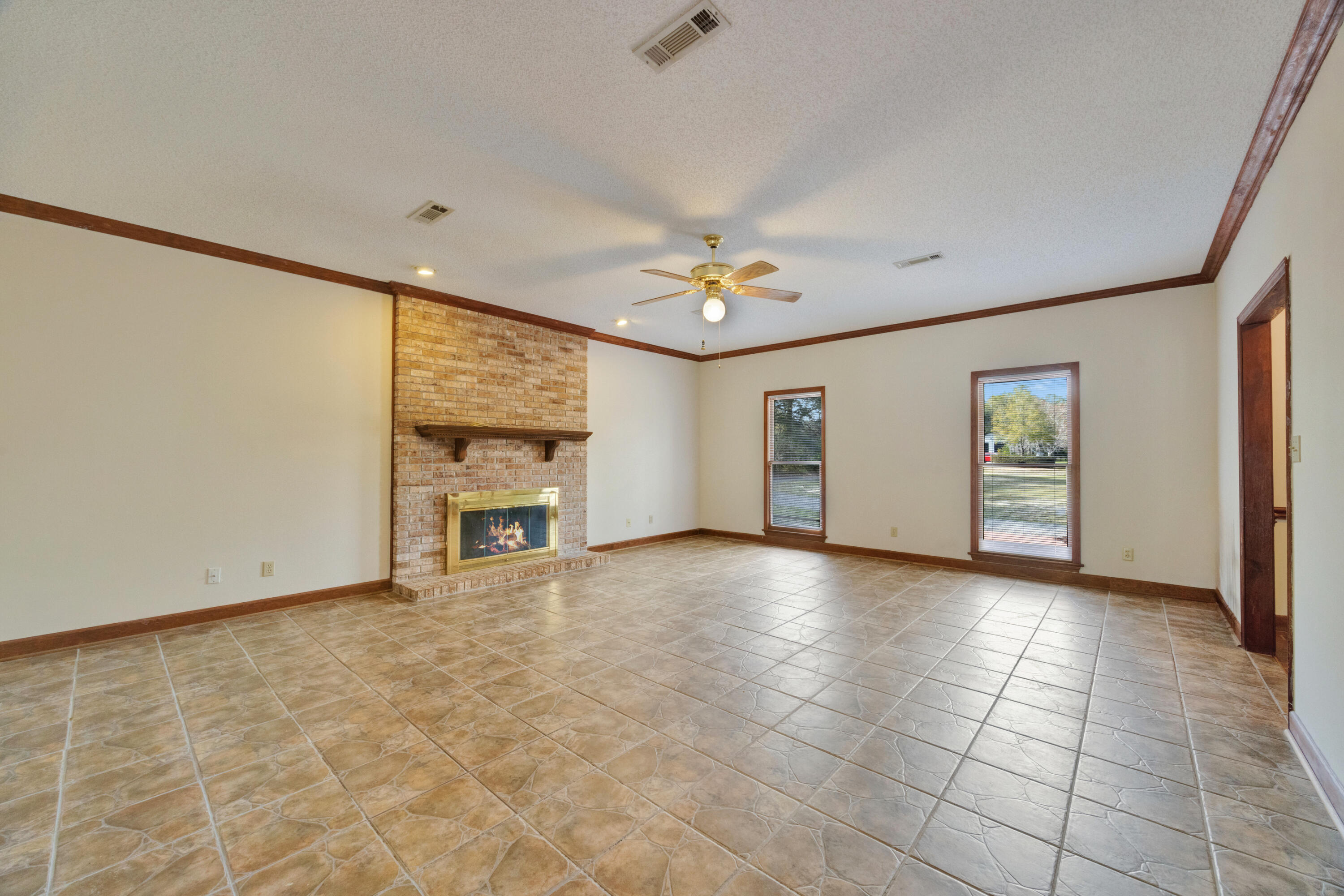 KENNEDY LAKE (UNRECORDED) - Residential