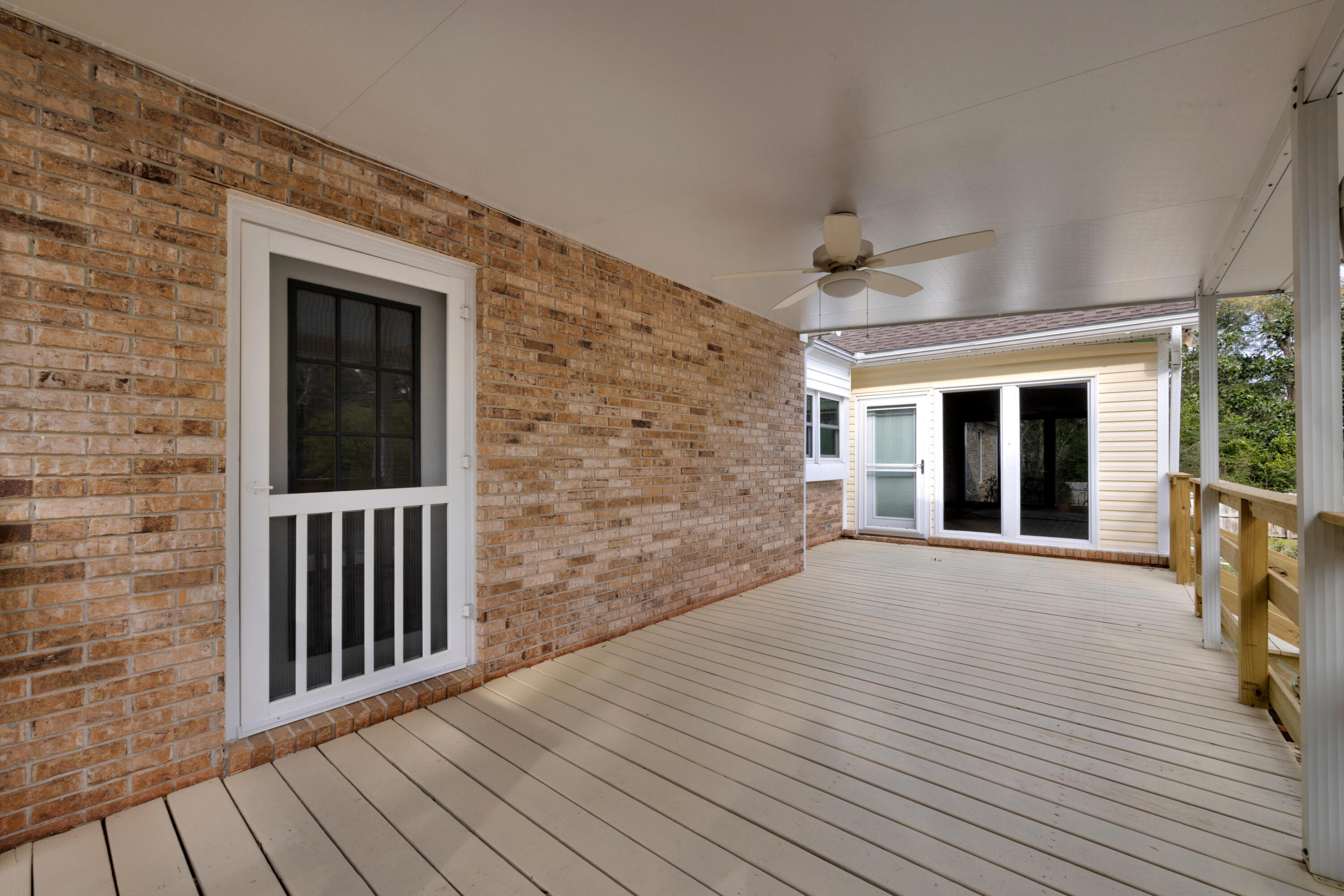 KENNEDY LAKE (UNRECORDED) - Residential