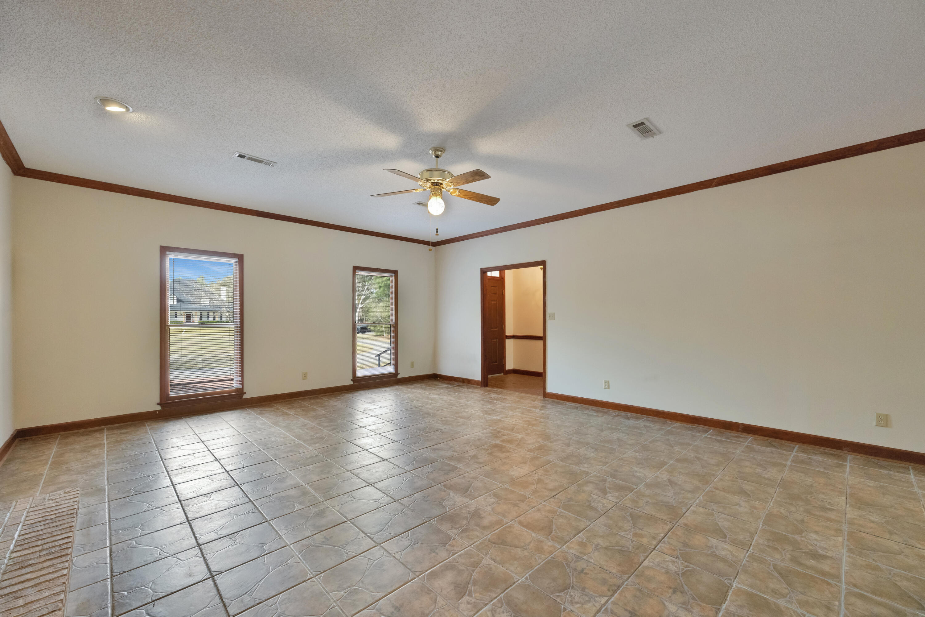 KENNEDY LAKE (UNRECORDED) - Residential