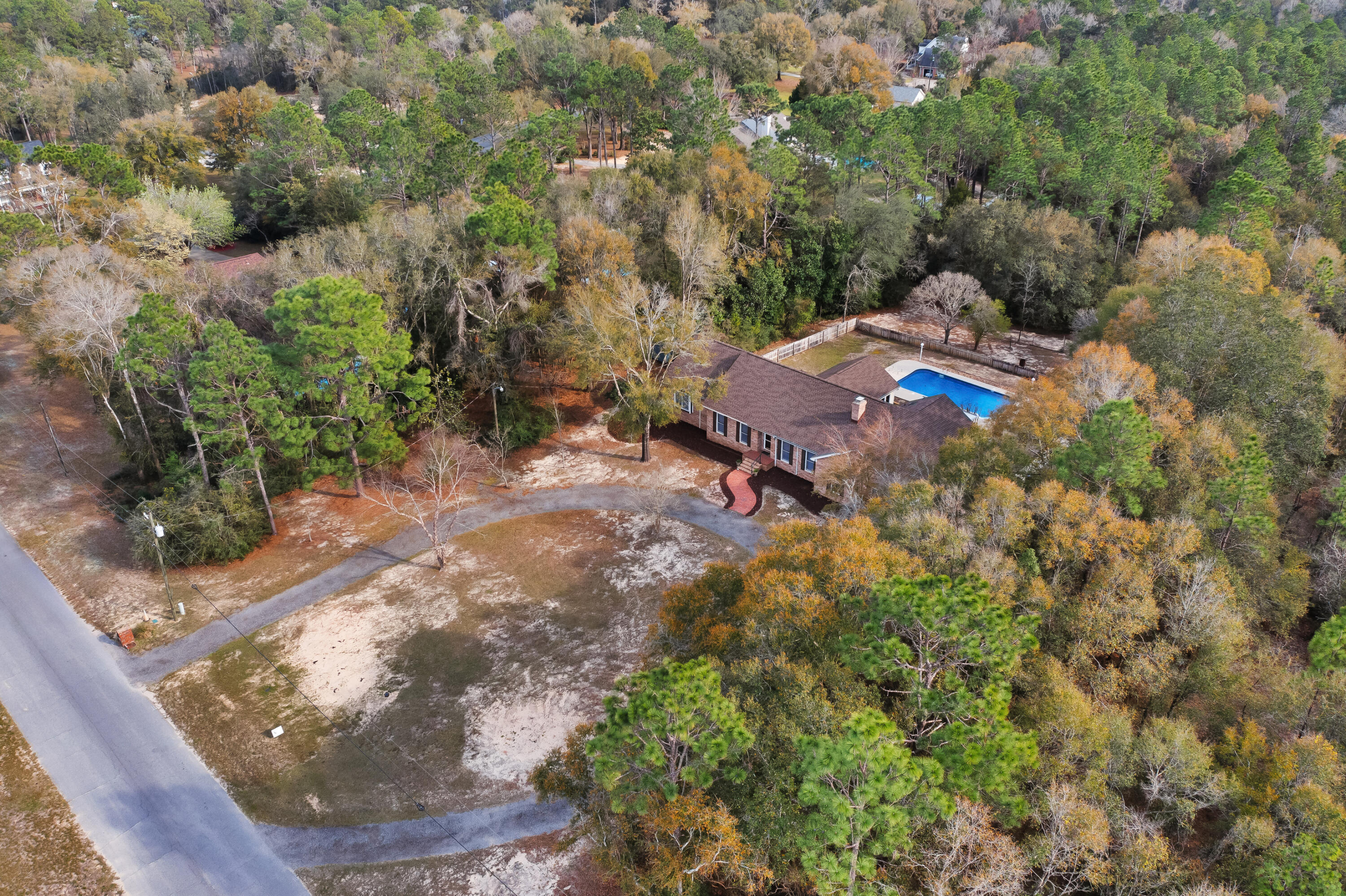 KENNEDY LAKE (UNRECORDED) - Residential