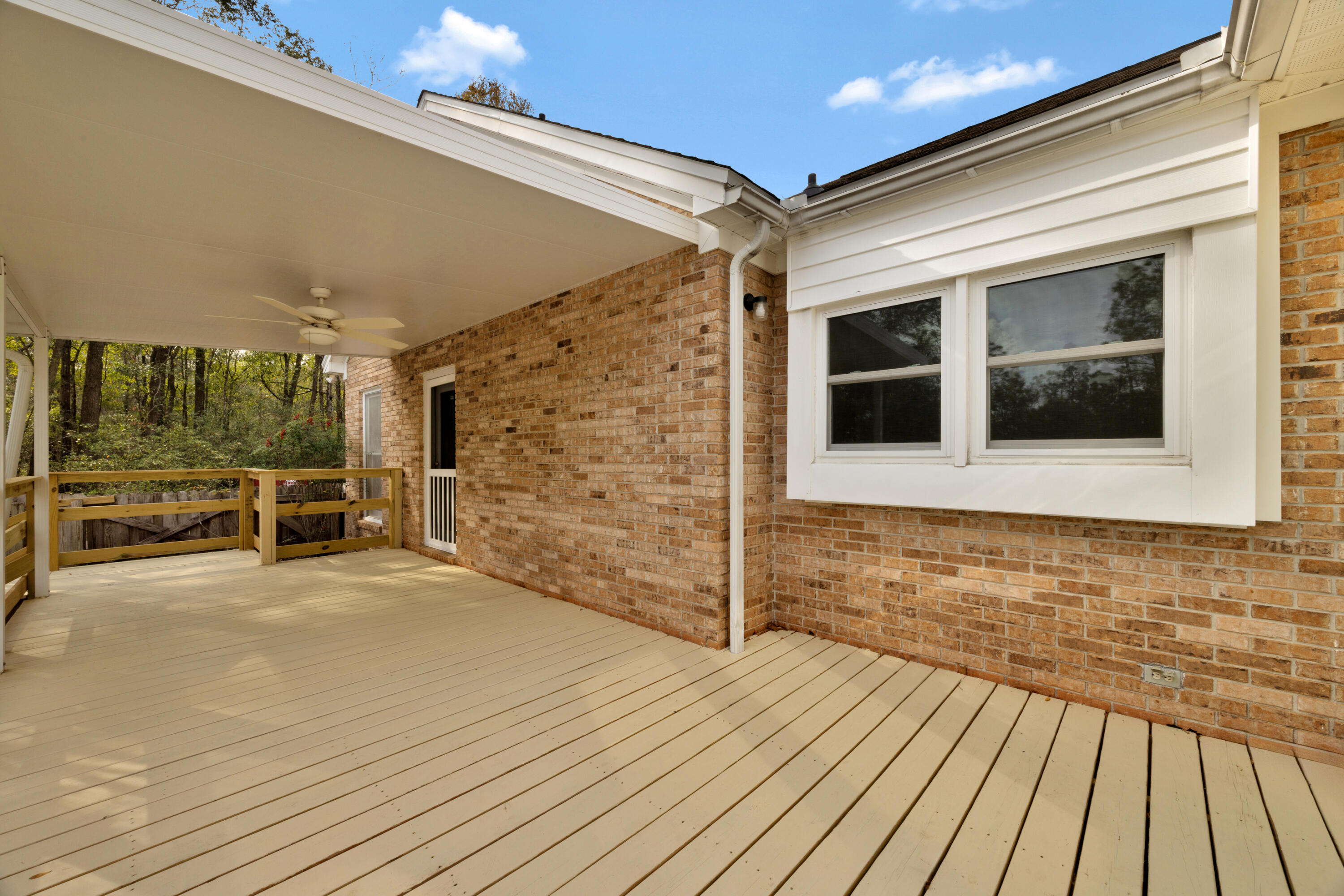 KENNEDY LAKE (UNRECORDED) - Residential