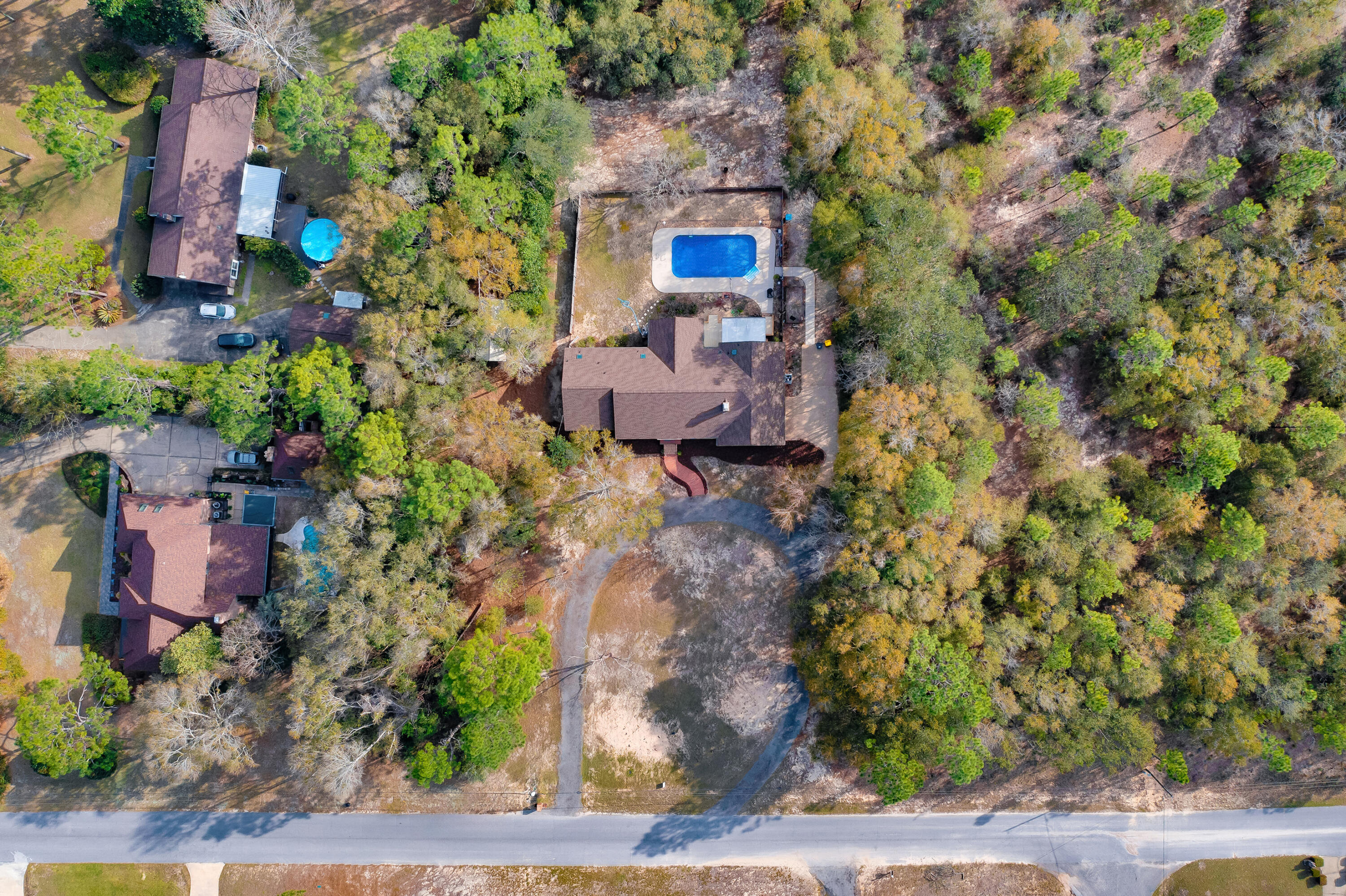 KENNEDY LAKE (UNRECORDED) - Residential