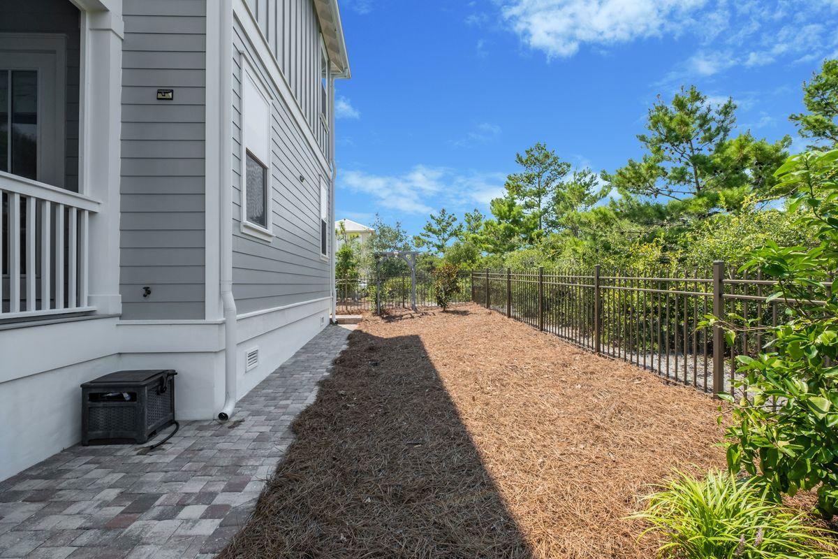 HIGHLAND PARKS - Residential