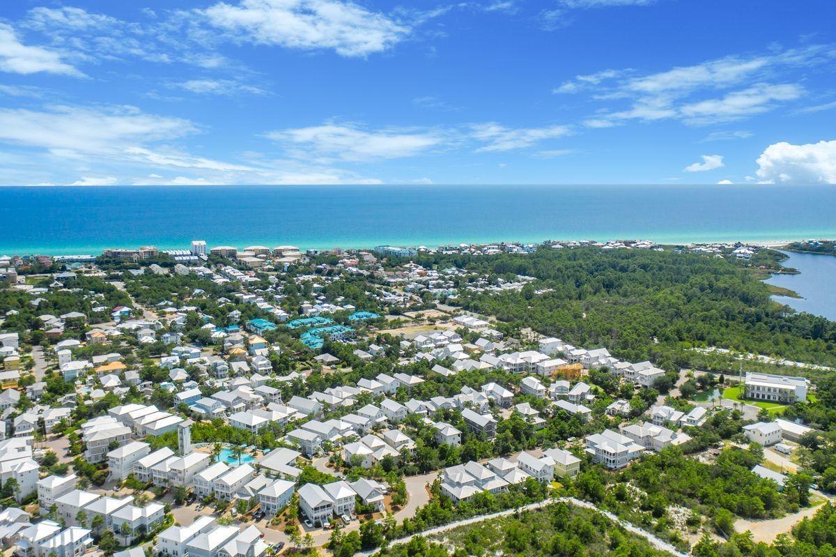 HIGHLAND PARKS - Residential