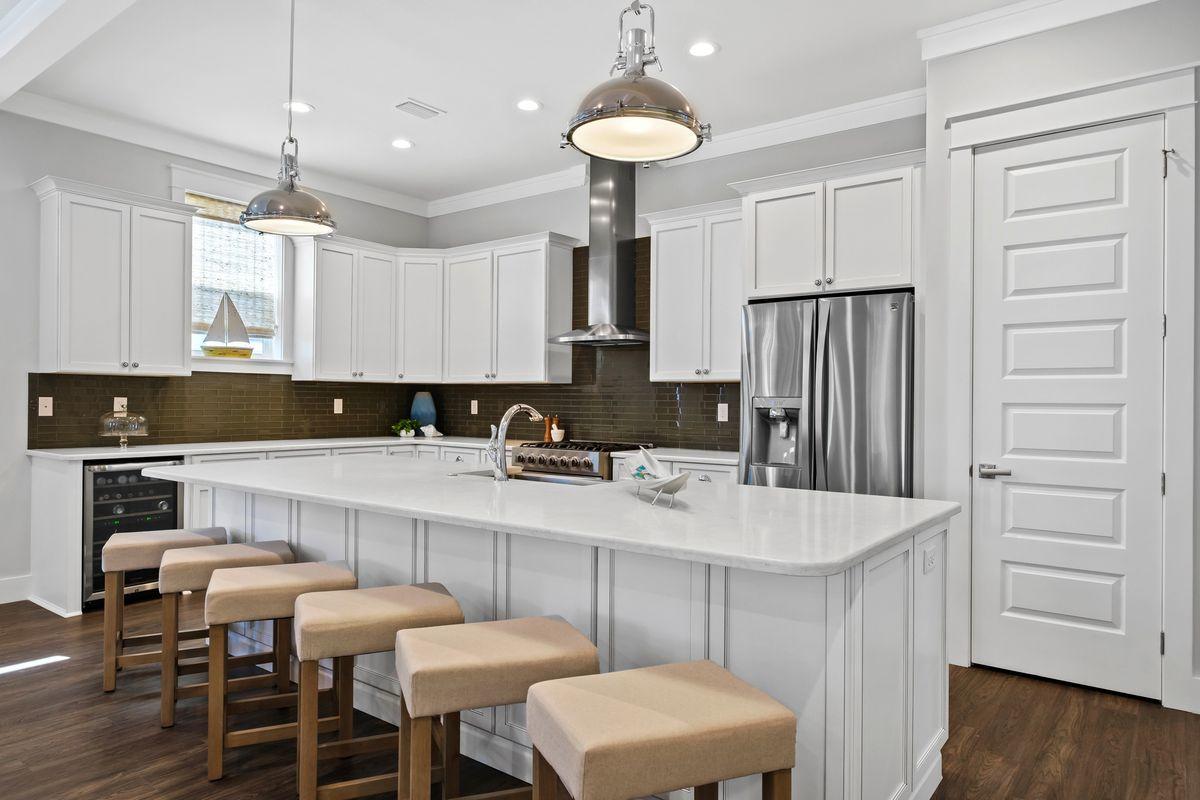 HIGHLAND PARKS - Residential