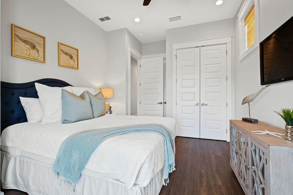 HIGHLAND PARKS - Residential