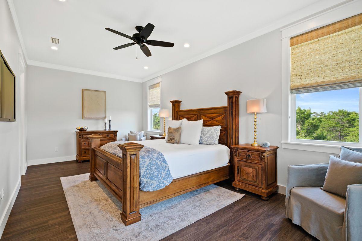 HIGHLAND PARKS - Residential