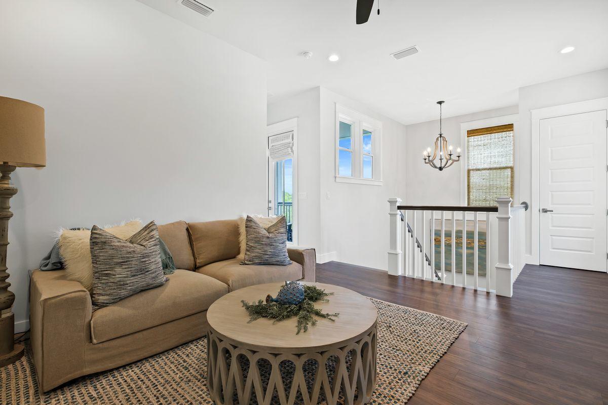 HIGHLAND PARKS - Residential