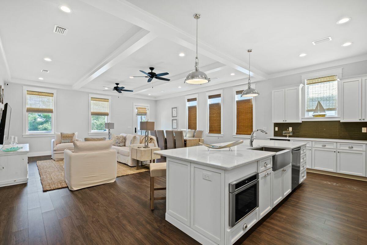 HIGHLAND PARKS - Residential