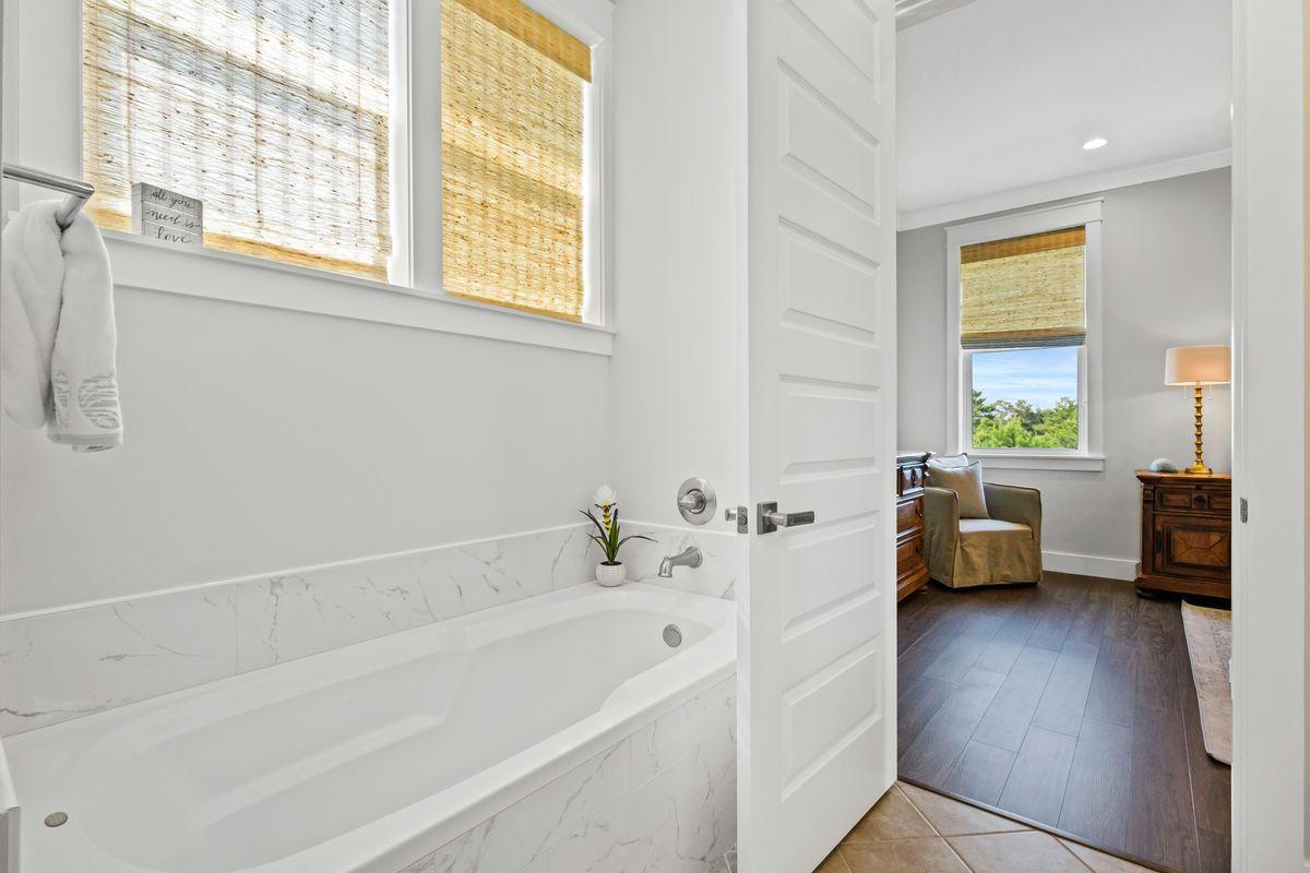 HIGHLAND PARKS - Residential