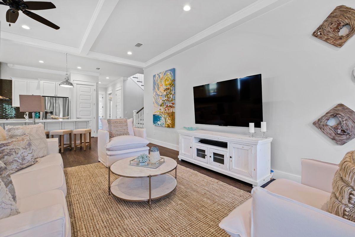 HIGHLAND PARKS - Residential