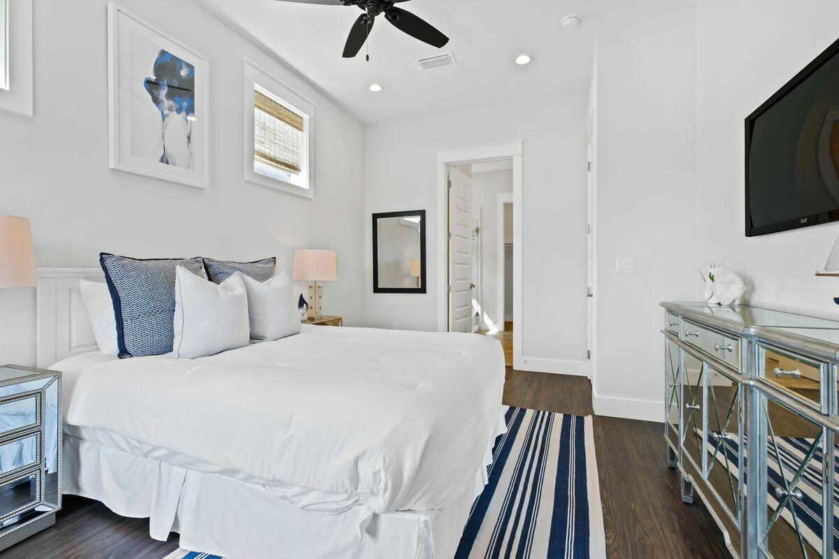 HIGHLAND PARKS - Residential