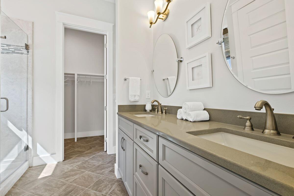 HIGHLAND PARKS - Residential