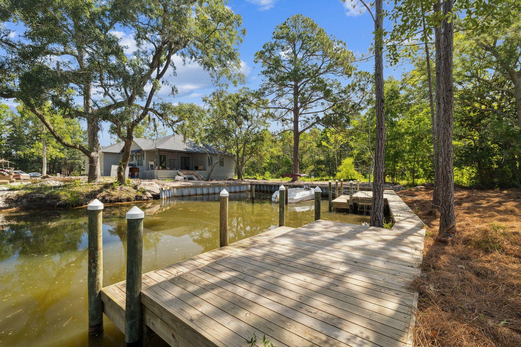 EAGLE BAY - Residential