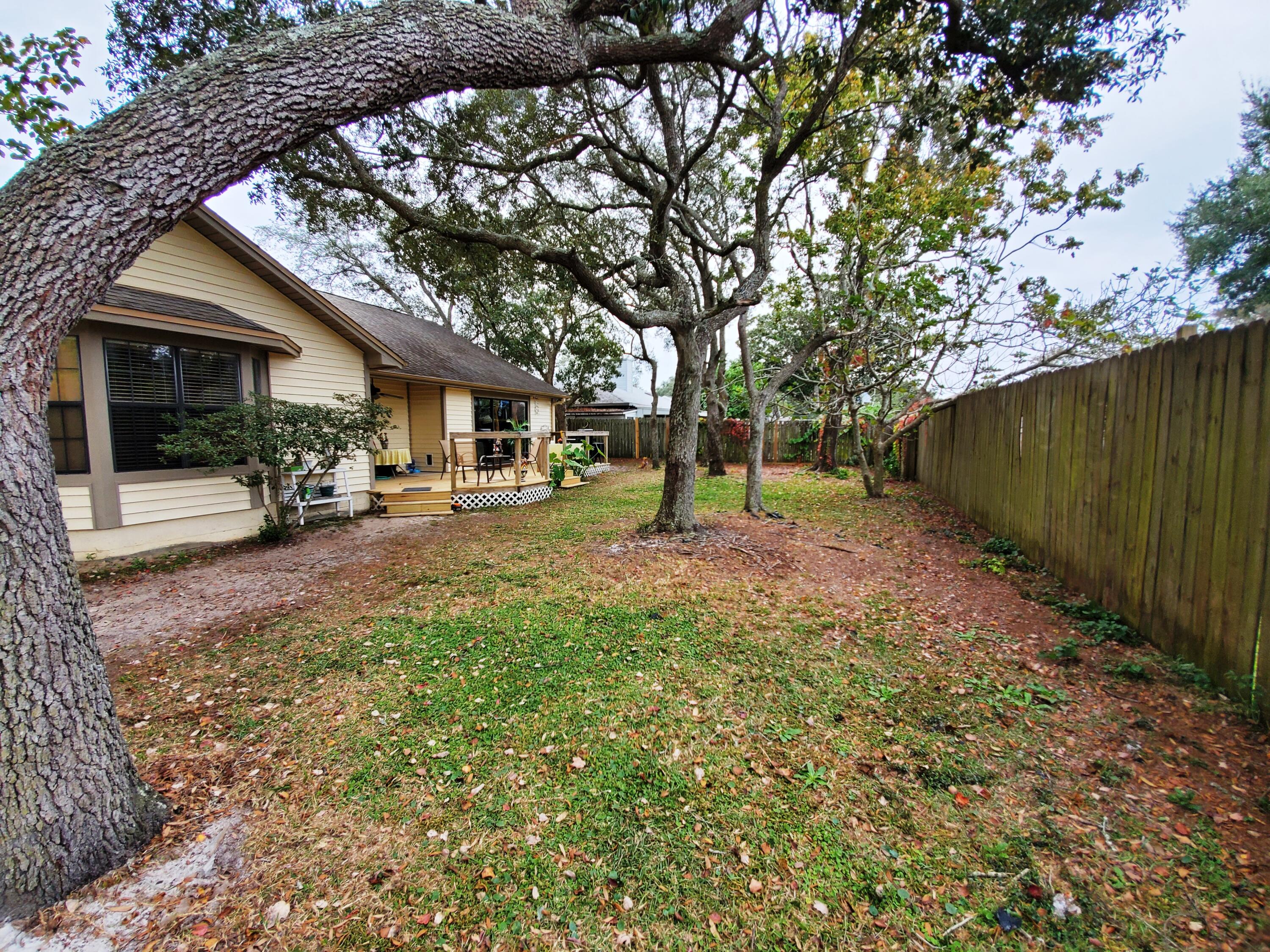 BAYVIEW MANOR 1ST ADDN - Residential