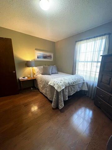 BAYVIEW MANOR 1ST ADDN - Residential