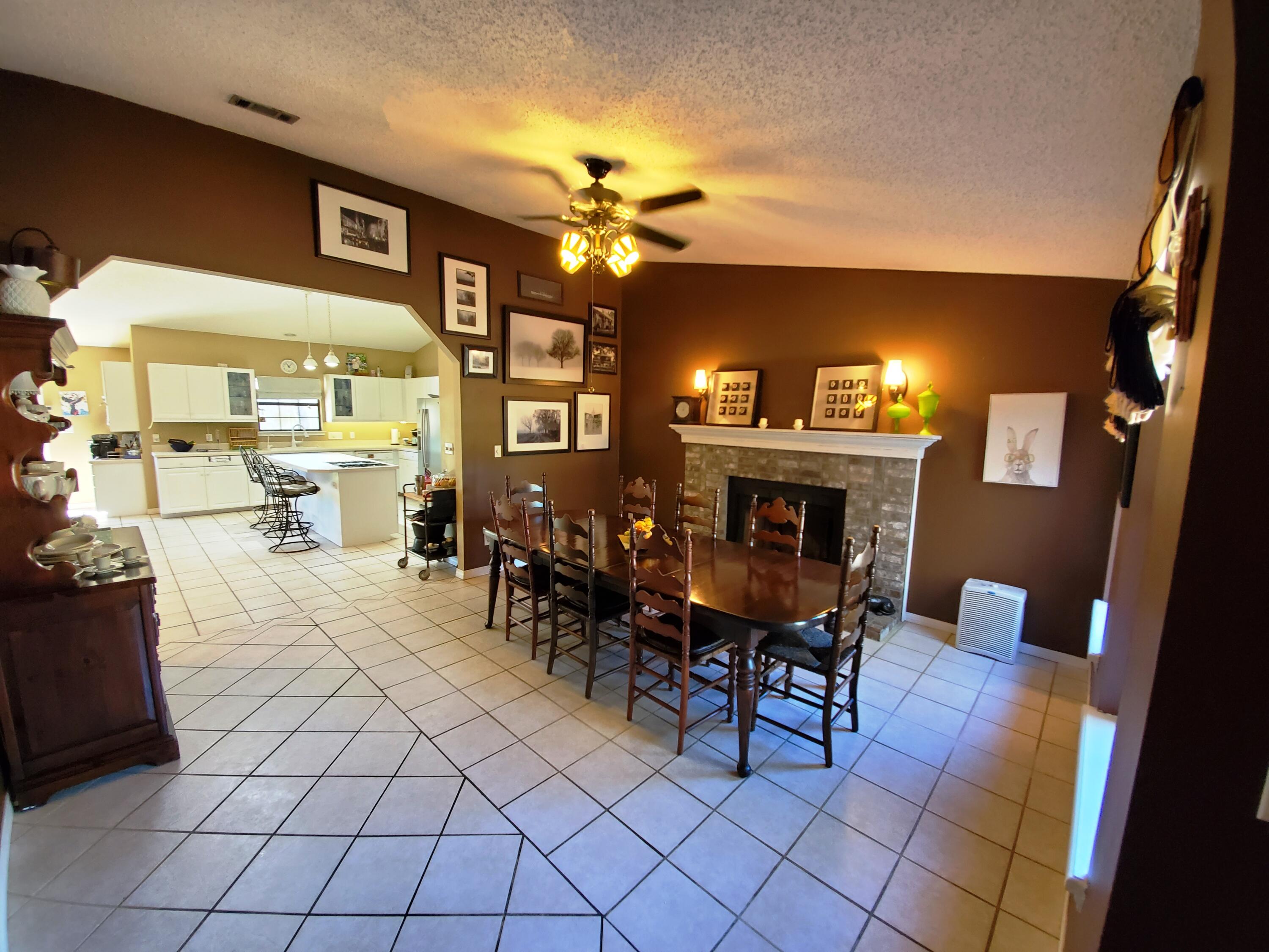 BAYVIEW MANOR 1ST ADDN - Residential