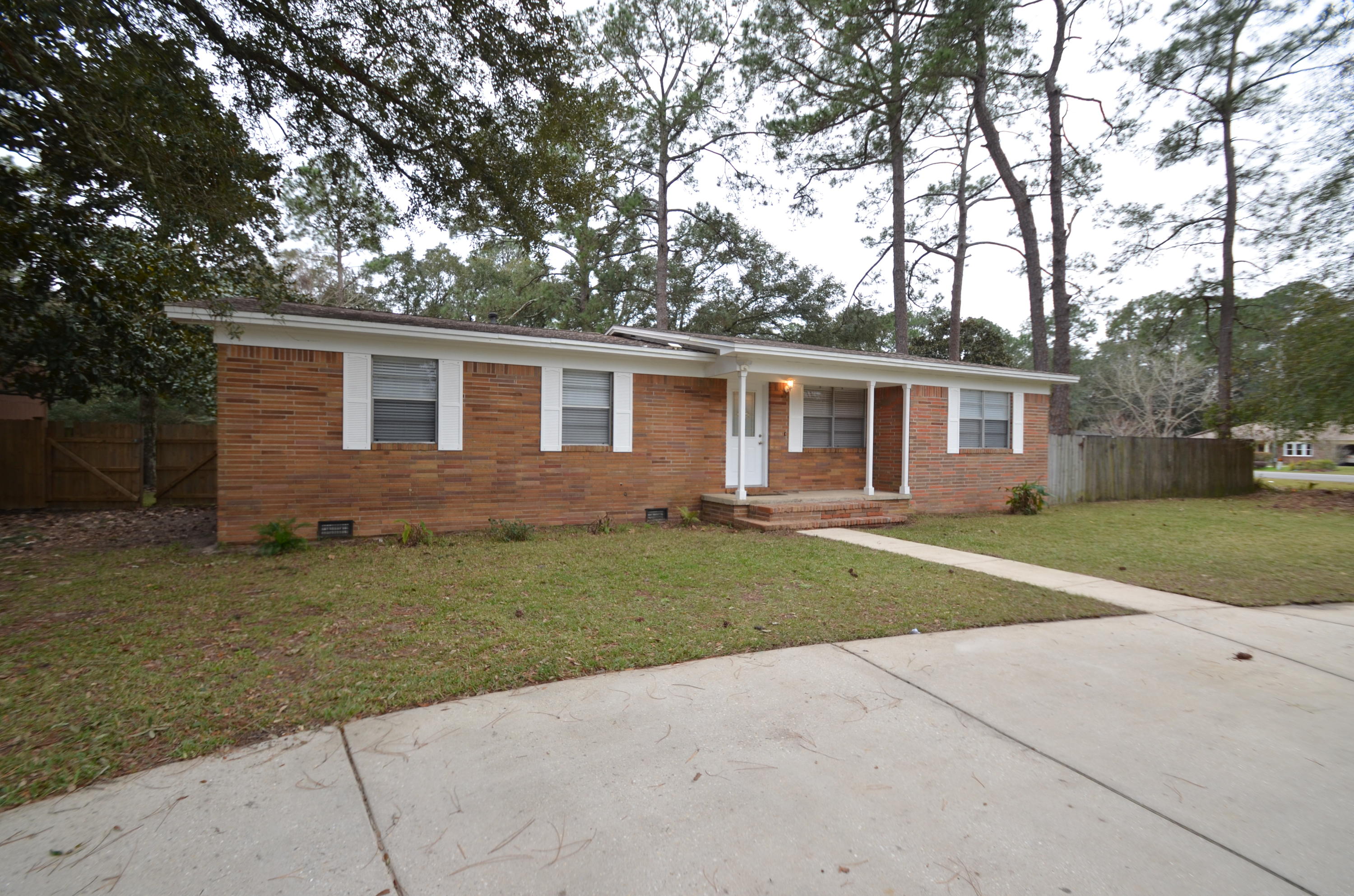 CLOVERDALE S/D - Residential Lease