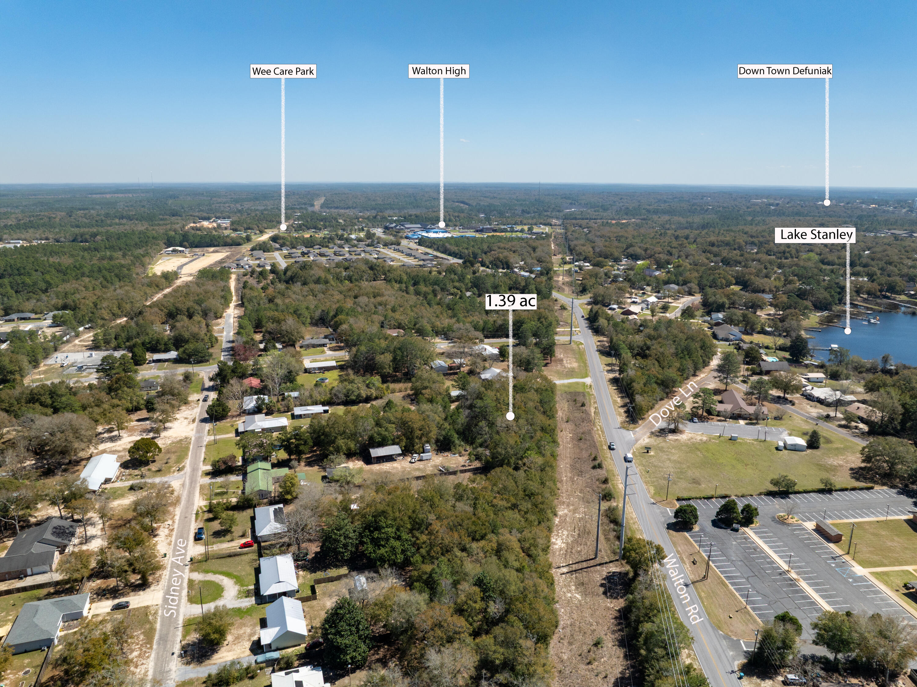 NO RECORDED SUBDIVISION - Land