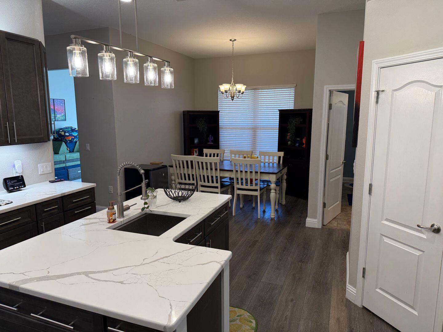 BROOKE ESTATES PH III - Residential Lease