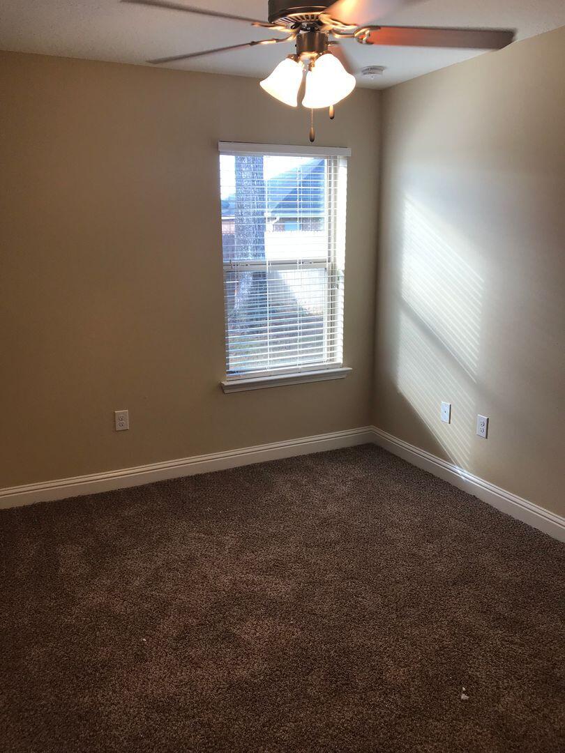 BROOKE ESTATES PH III - Residential Lease