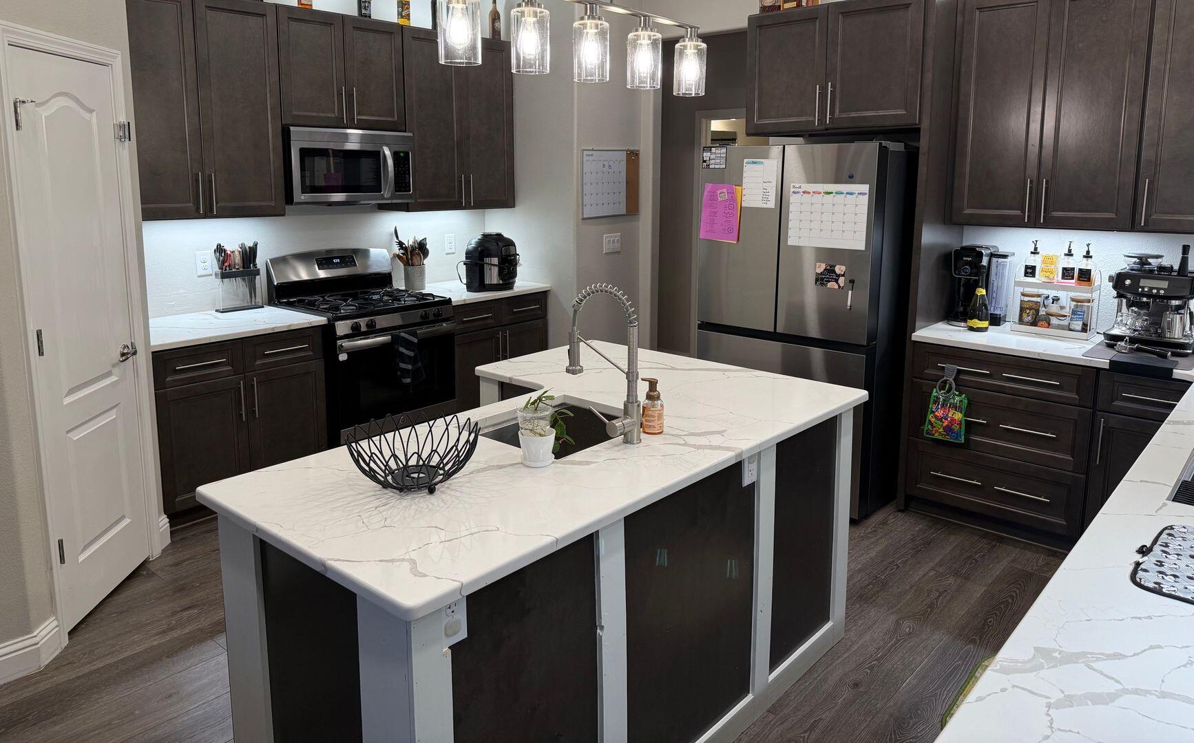 BROOKE ESTATES PH III - Residential Lease