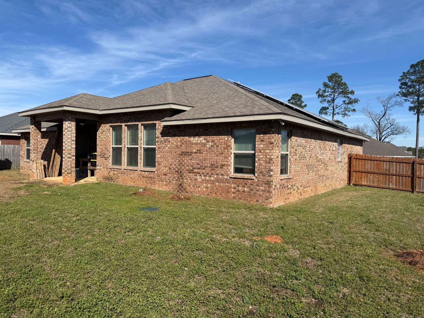 BROOKE ESTATES PH III - Residential Lease