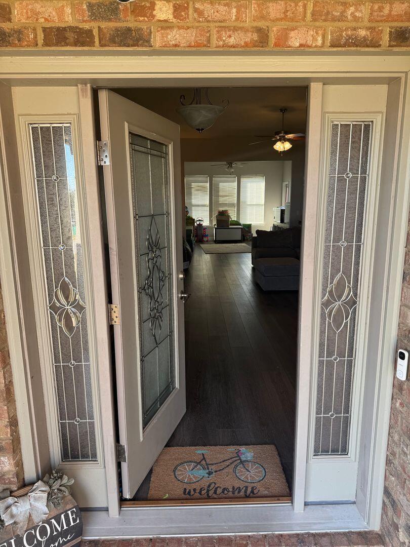 BROOKE ESTATES PH III - Residential Lease