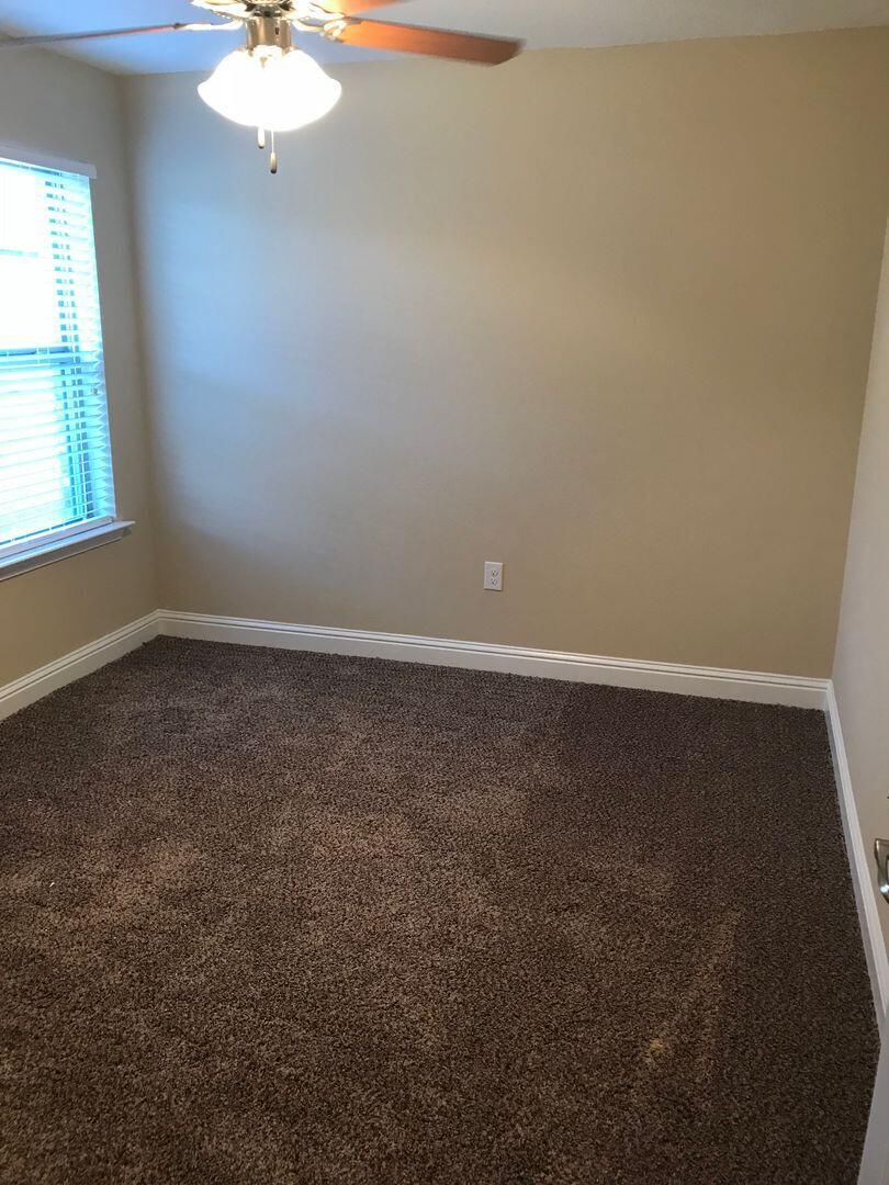 BROOKE ESTATES PH III - Residential Lease