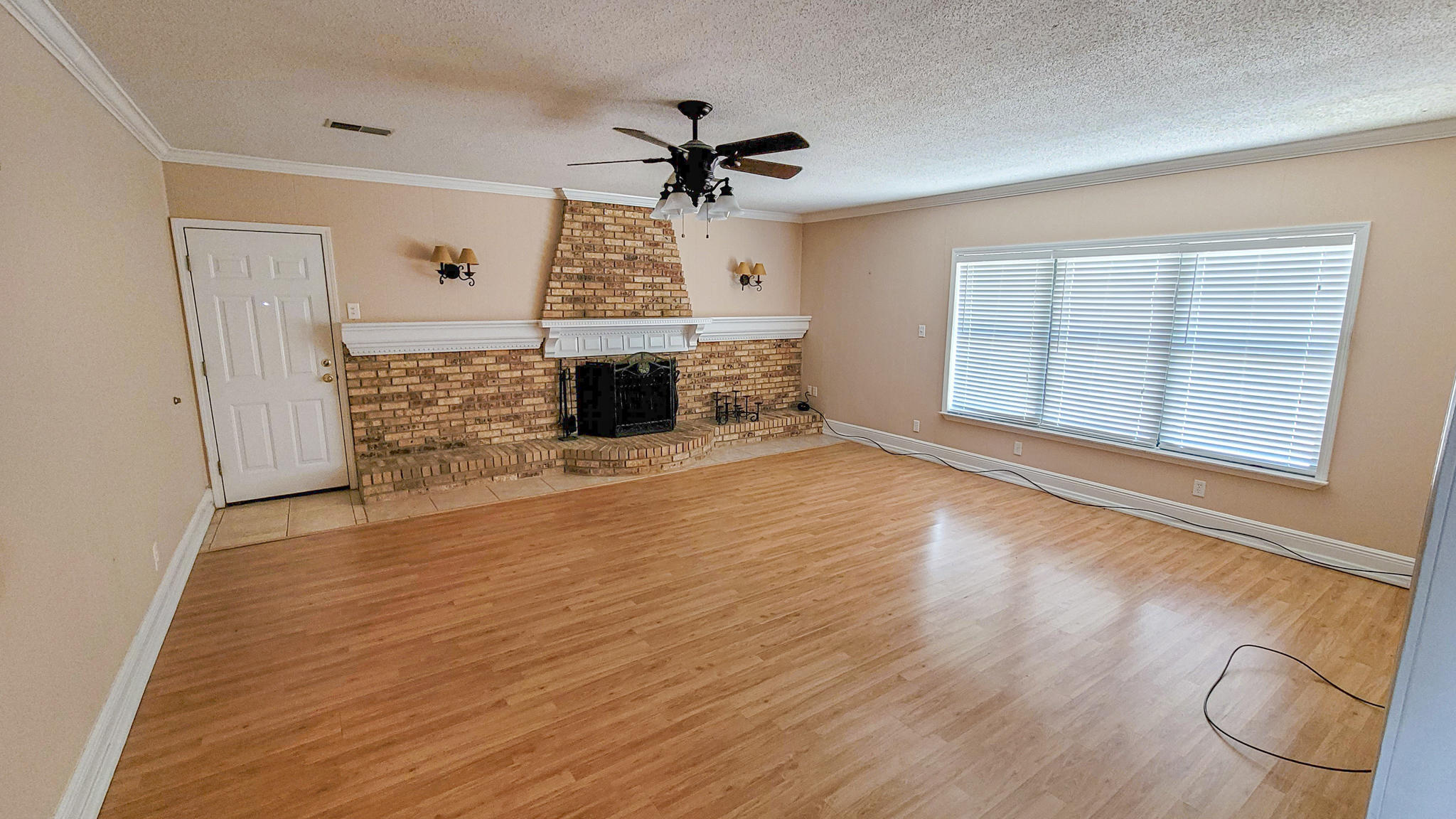 PINEDALE - Residential