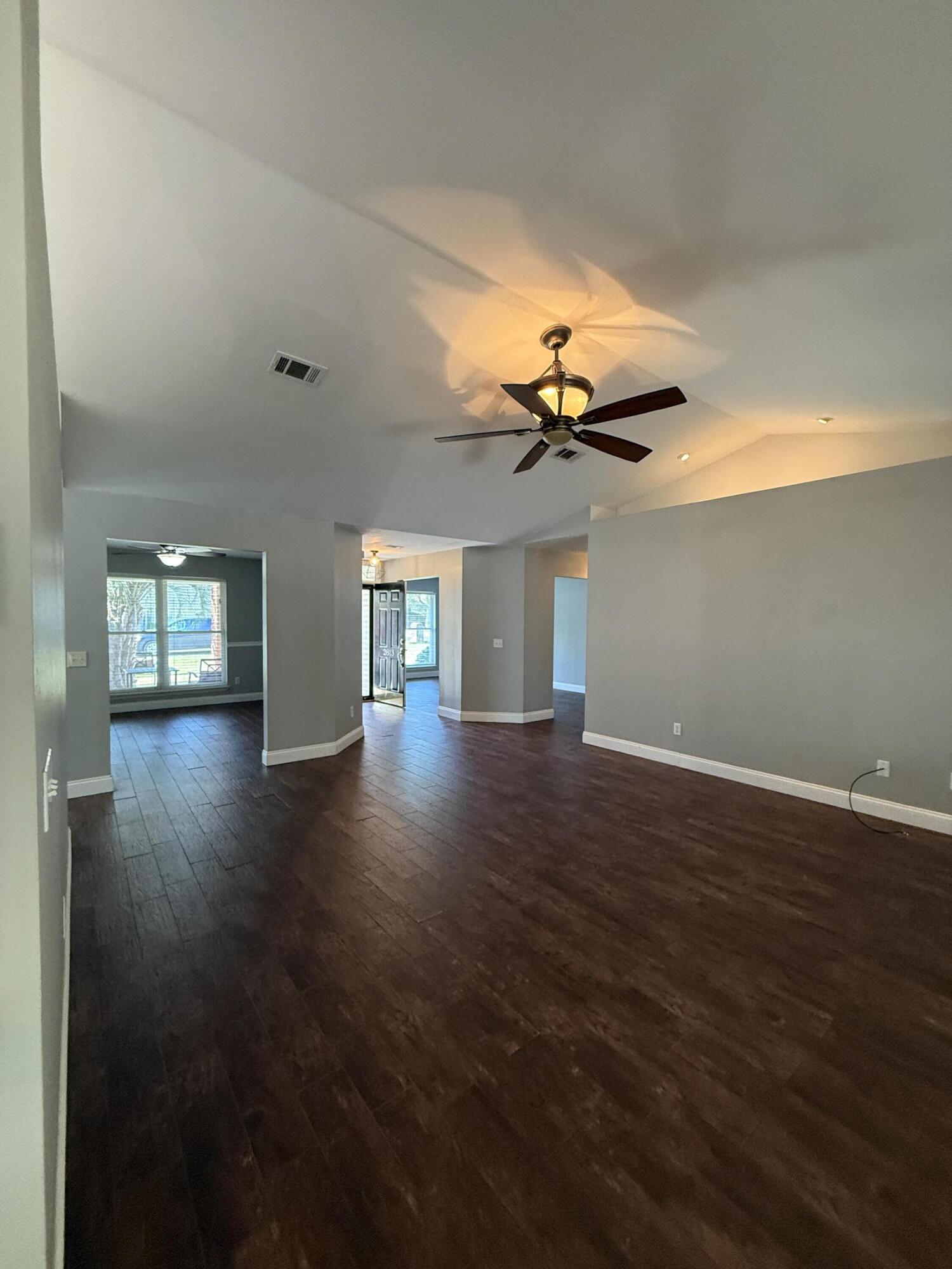 CHEROKEE BEND S/D PH 2 - Residential Lease