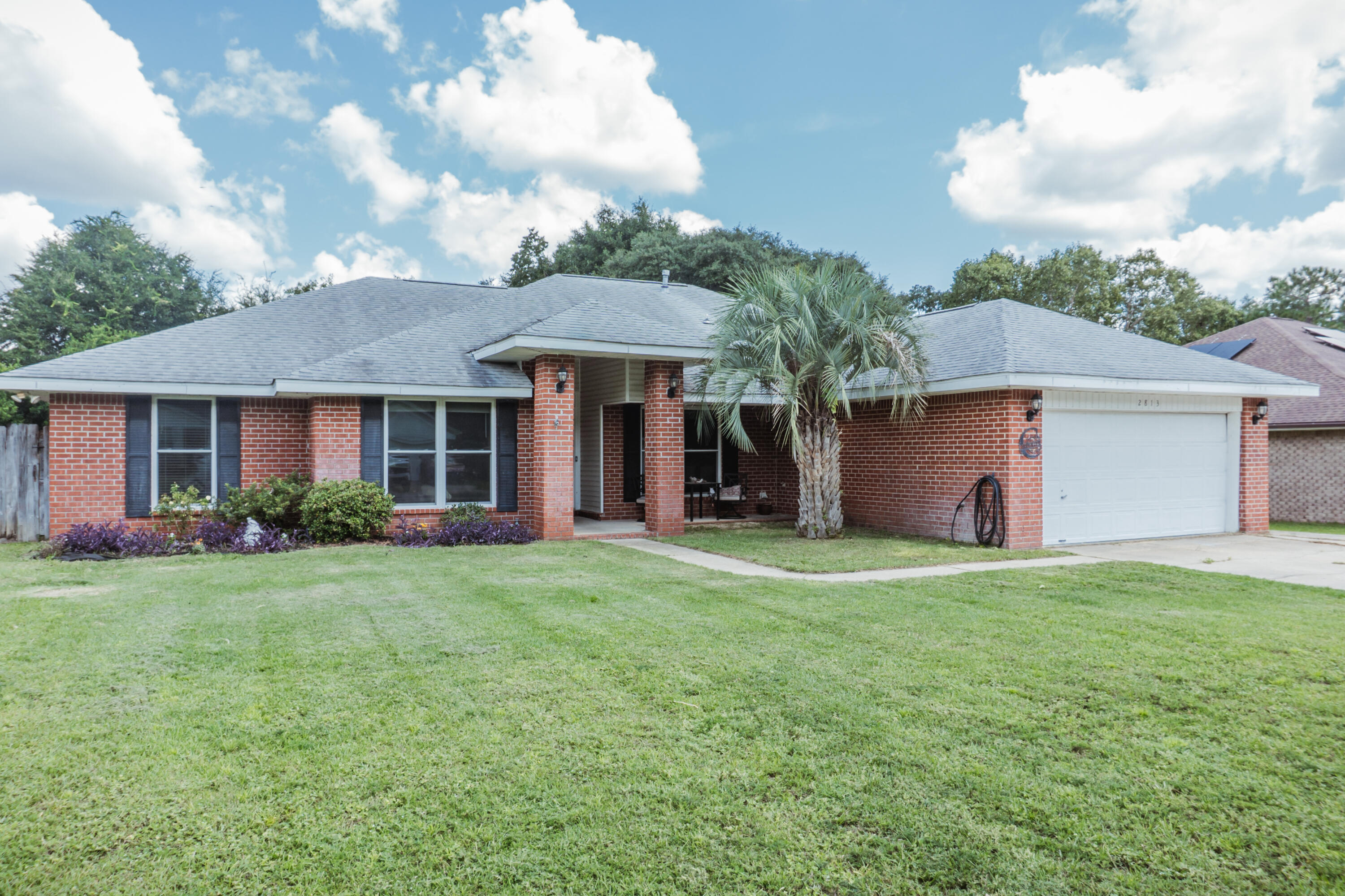 CHEROKEE BEND S/D PH 2 - Residential Lease