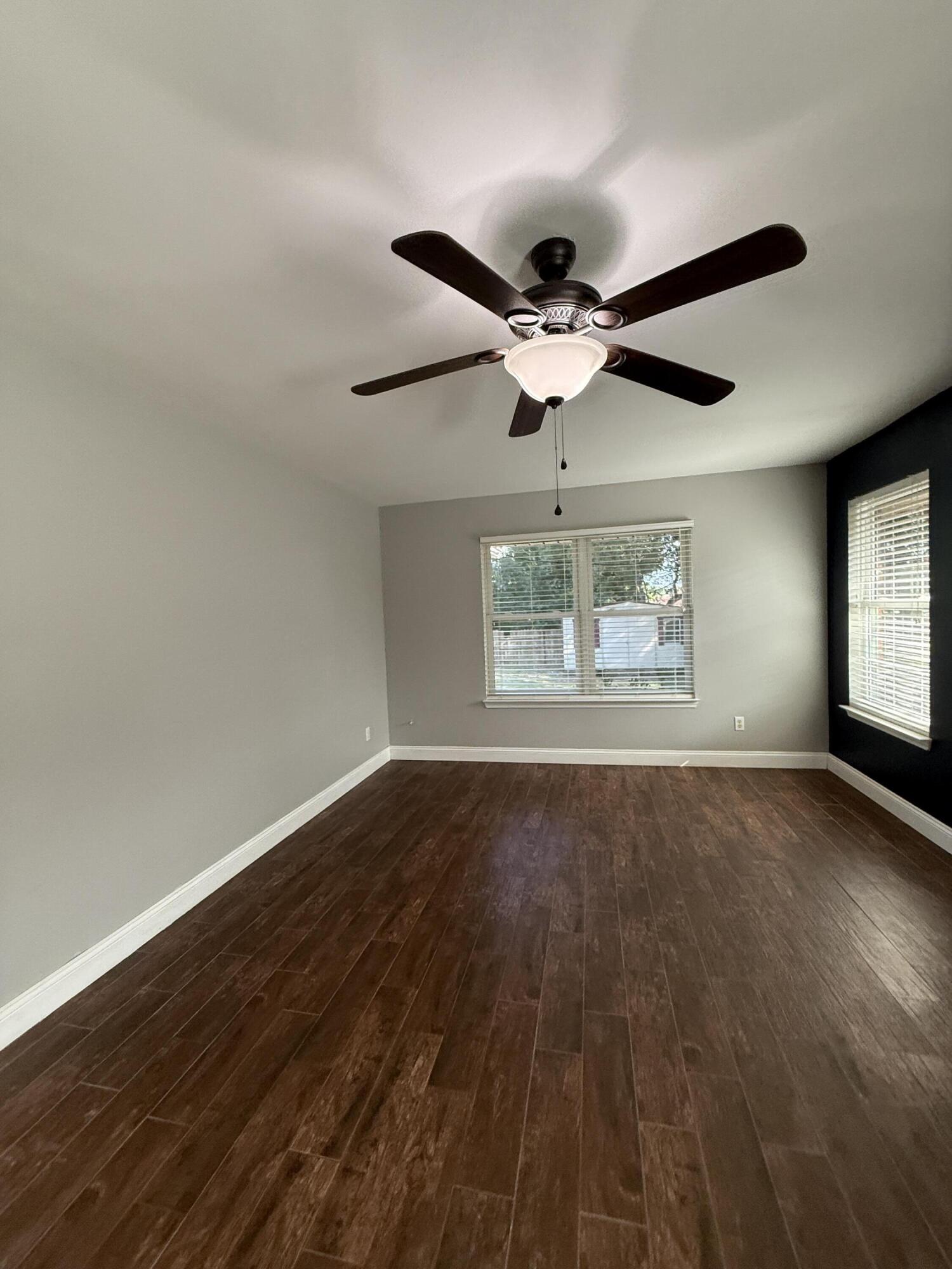 CHEROKEE BEND S/D PH 2 - Residential Lease